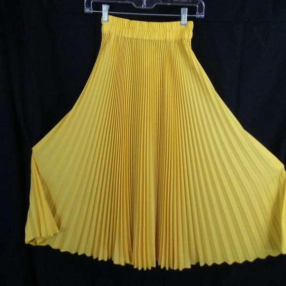 Vintage Dresses & Skirts - Vintage Dino Valiano